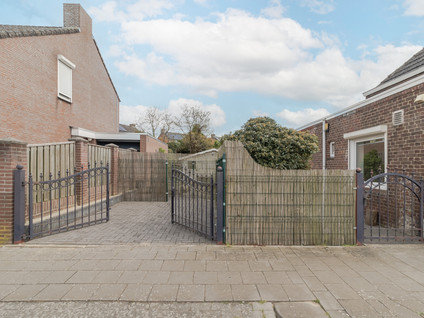 Stationsstraat 28