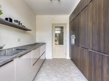 Pieter de Hooghstraat 19