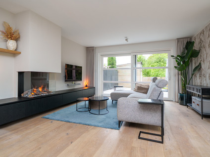 Joop Den Uylstraat 21
