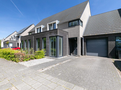 De Lage Braken 8