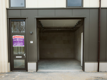 Waterfront 1B