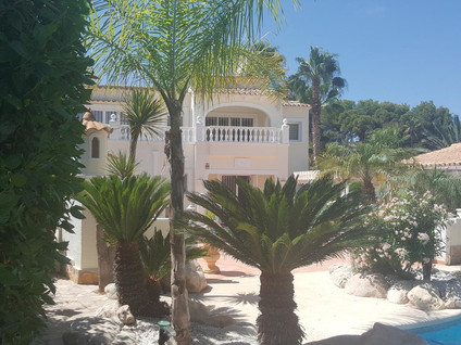 Calle Montblanc 1 
