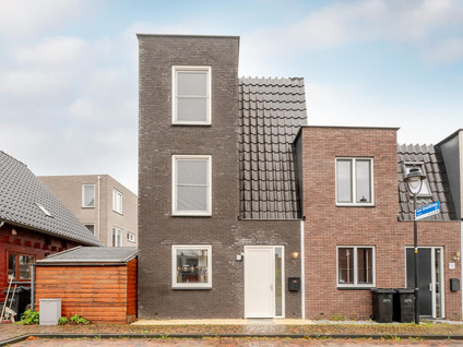 Karl Braunstraat 22