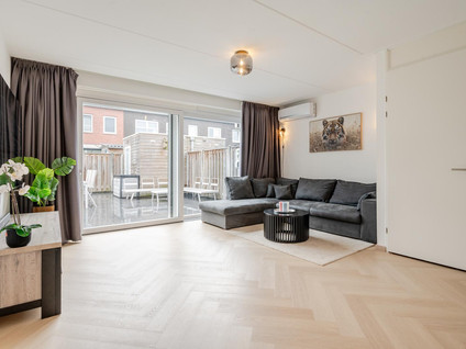 Karl Braunstraat 22