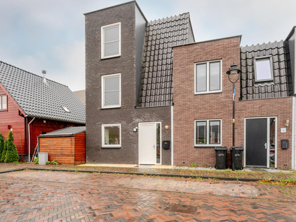 Karl Braunstraat 22