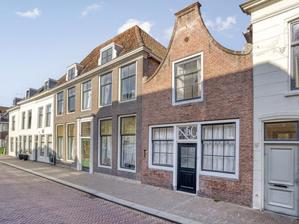 Voorstraat 63