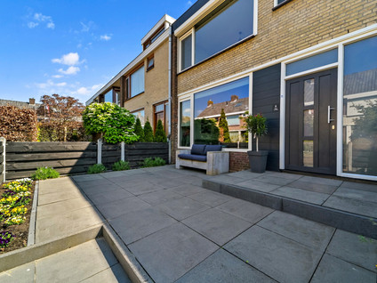 Jan Sluytersstraat 8