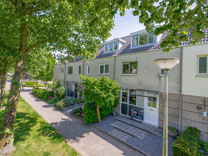 Mina Druckerhoeve 8