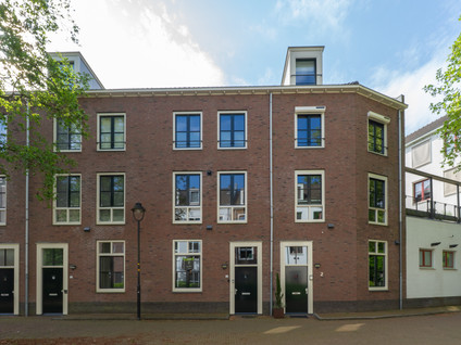 De Beeringen 4