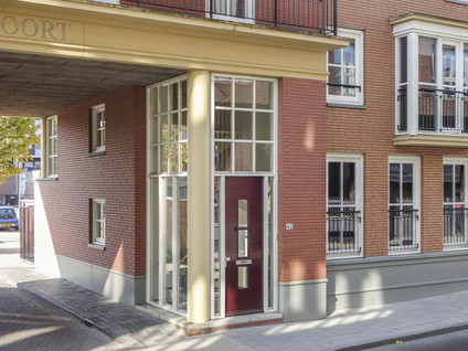 Kluisstraat 42