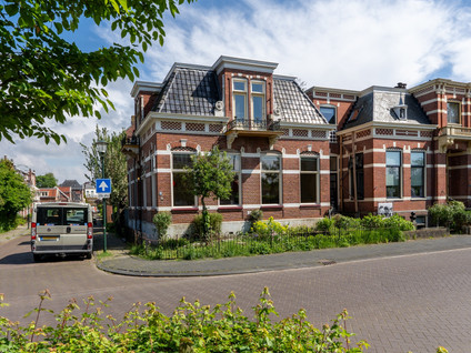 Emmastraat 16