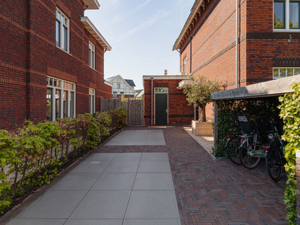 Oude Rijnsburgerweg 94