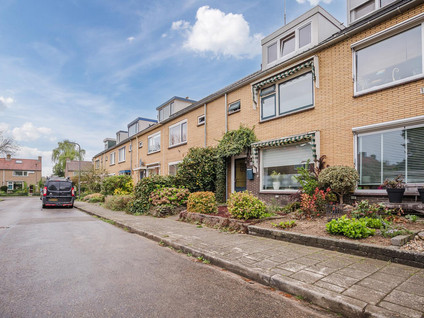 Jan van Riebeeckstraat 18