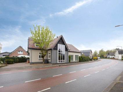 Hoofdweg 52