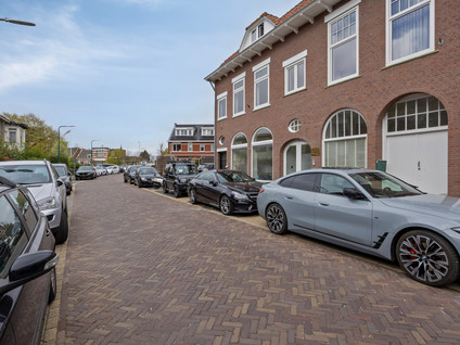 Deutzstraat 8