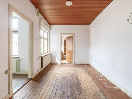 van Laerstraat 11