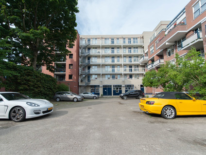 Pieterstraat 56