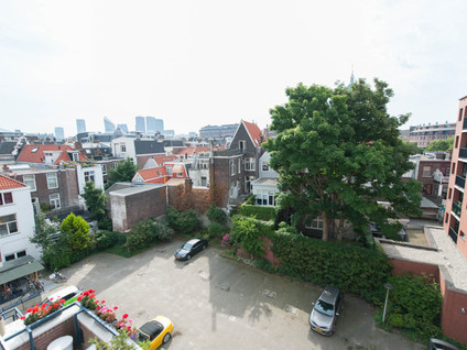 Pieterstraat 56