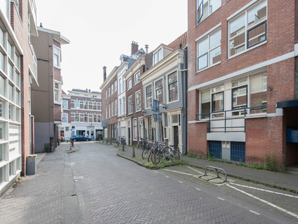 Pieterstraat 56