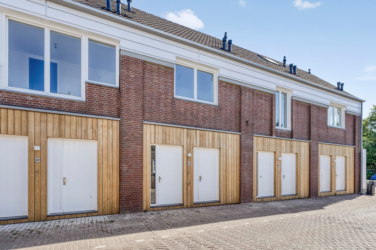 Zeedijk 24E