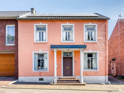 Dorpsstraat 18
