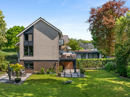 Kloosterlaan 8