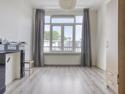 Parallelweg 266