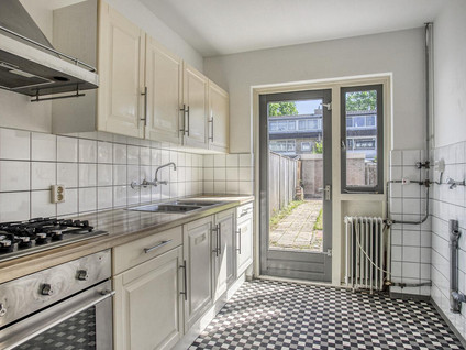 van der Plaatstraat 12