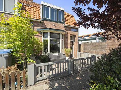 van der Duyn van Maasdamstraat 8