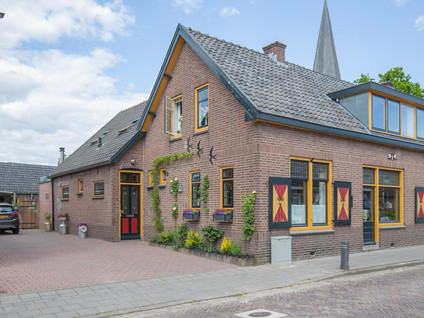 Middenstraat 38