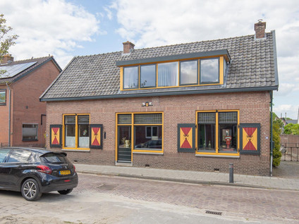 Middenstraat 36