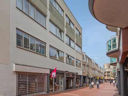Promenade 335