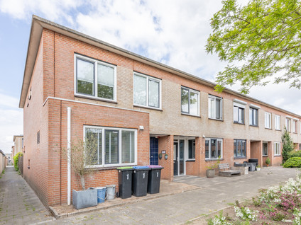 Annie Van Hattemstraat 1