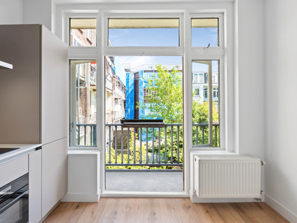 Admiraal De Ruijterweg 160 2