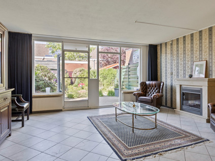 Esther De Boer-Van Rijkstraat 19
