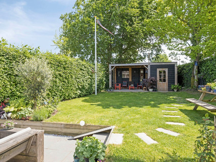 Nederhemertsekade 4