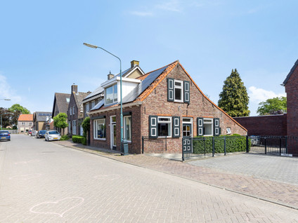 Schoolstraat 30