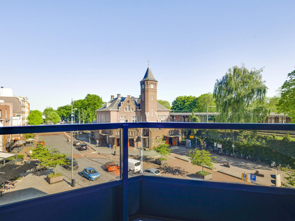 Parallelweg 10