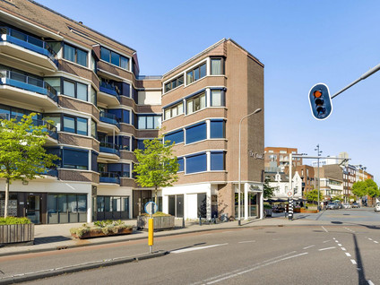 Parallelweg 10