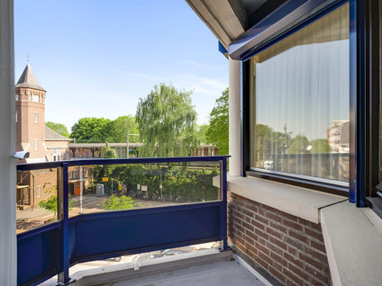 Parallelweg 10