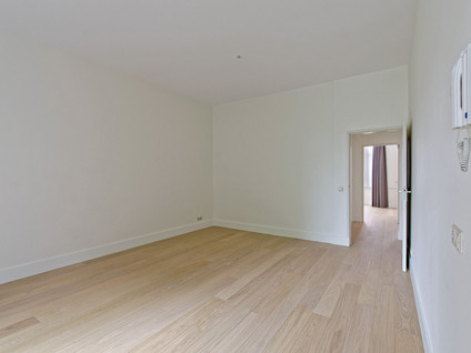 Banstraat 28 2