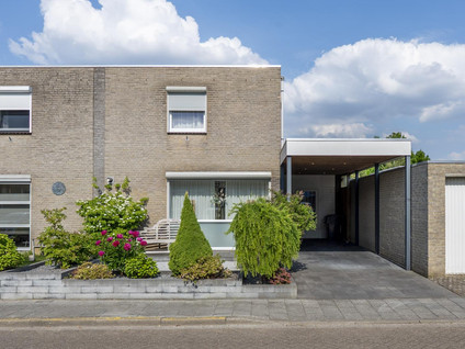 Burg. Onlandstraat 2
