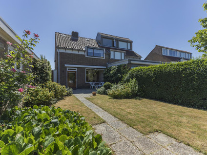 Prins Bernhardstraat 9