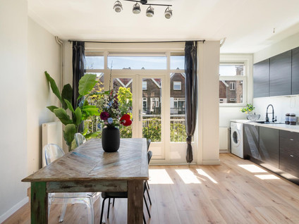 Luzacstraat 28B 02