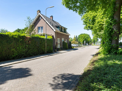Stationsstraat 2