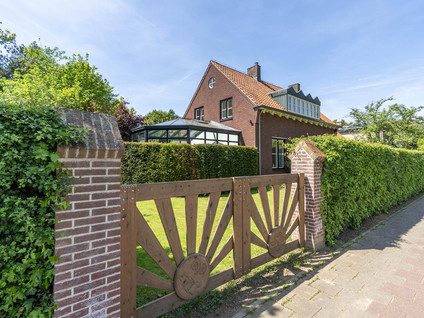 Grotestraat 104