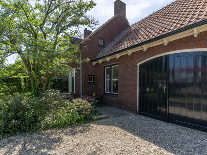 Grotestraat 104