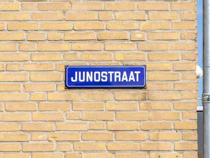 Junostraat 18