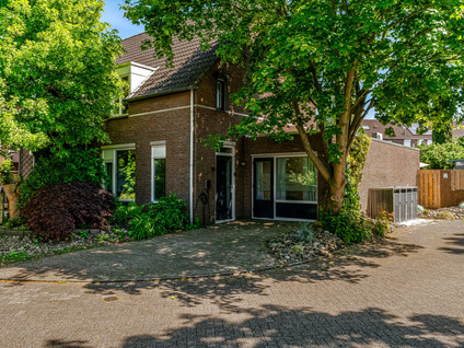 Losvloerstraat 15