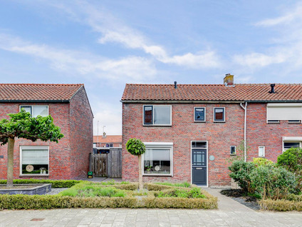 Esdoornstraat 27